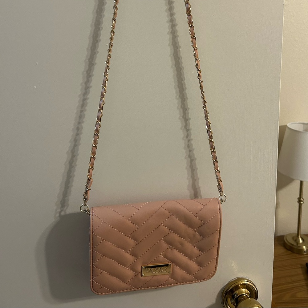 Elegant Pink Quilted Crossbody Bag